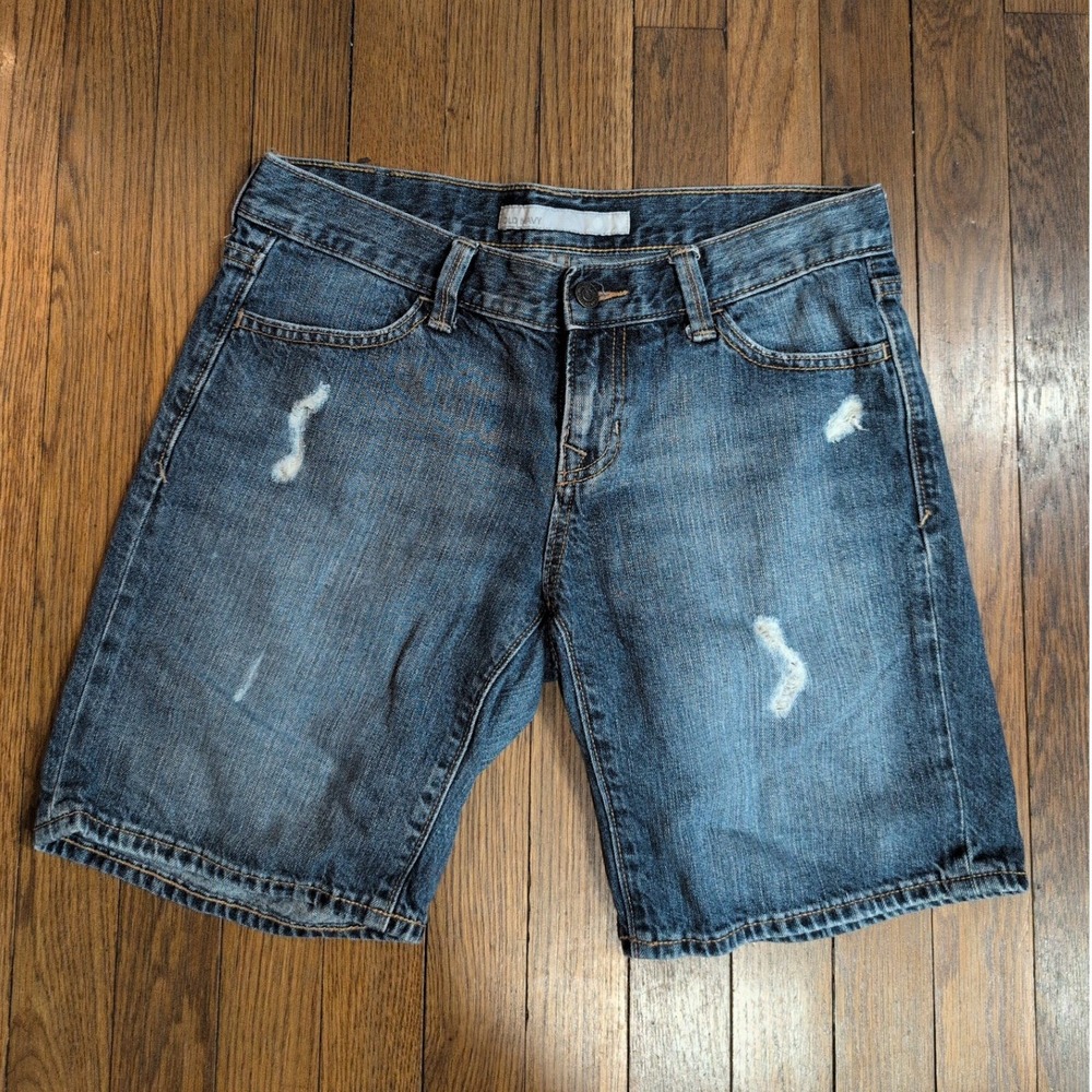 Old Navy Womens 6 Petite Distressed Bermuda Denim Shorts Blue Acid Wash Cotton